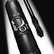 Diorshow Overvolume - מסקרה המעניקה תוספת נפח דרמטית לאפקט ריסים מלאכותיים