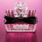 Miss Dior Essence - בושם לאישה