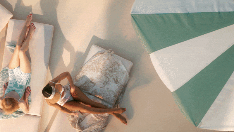 250318_DIOR_SUMMER_ASMR_SUNBED_CHILLING_16x91-ezgif.com-optimize.gif