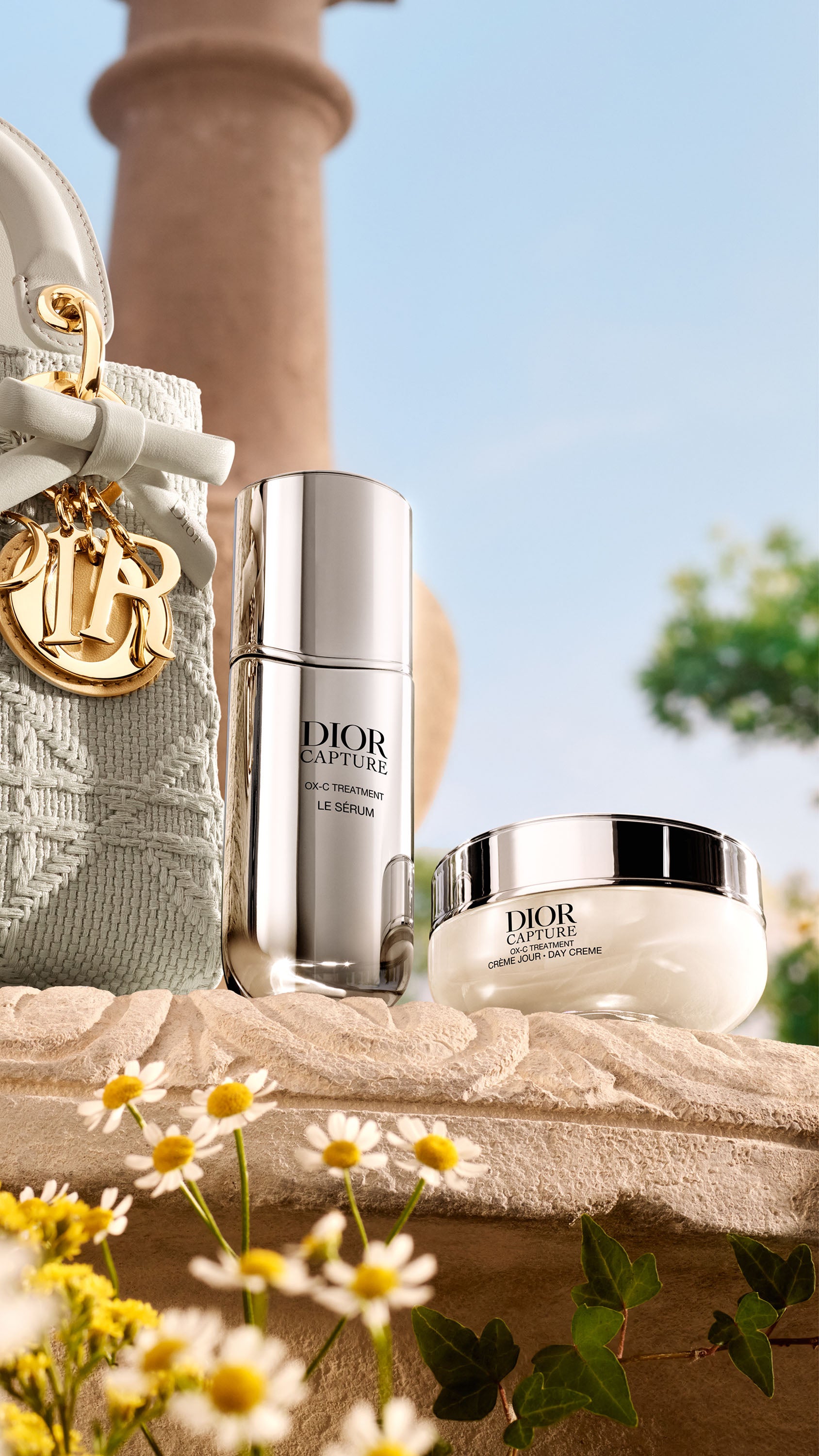 A26SUMMER_D06D_CAPTURE_DUO_SERUM_CREME_1688x3000_1.jpg
