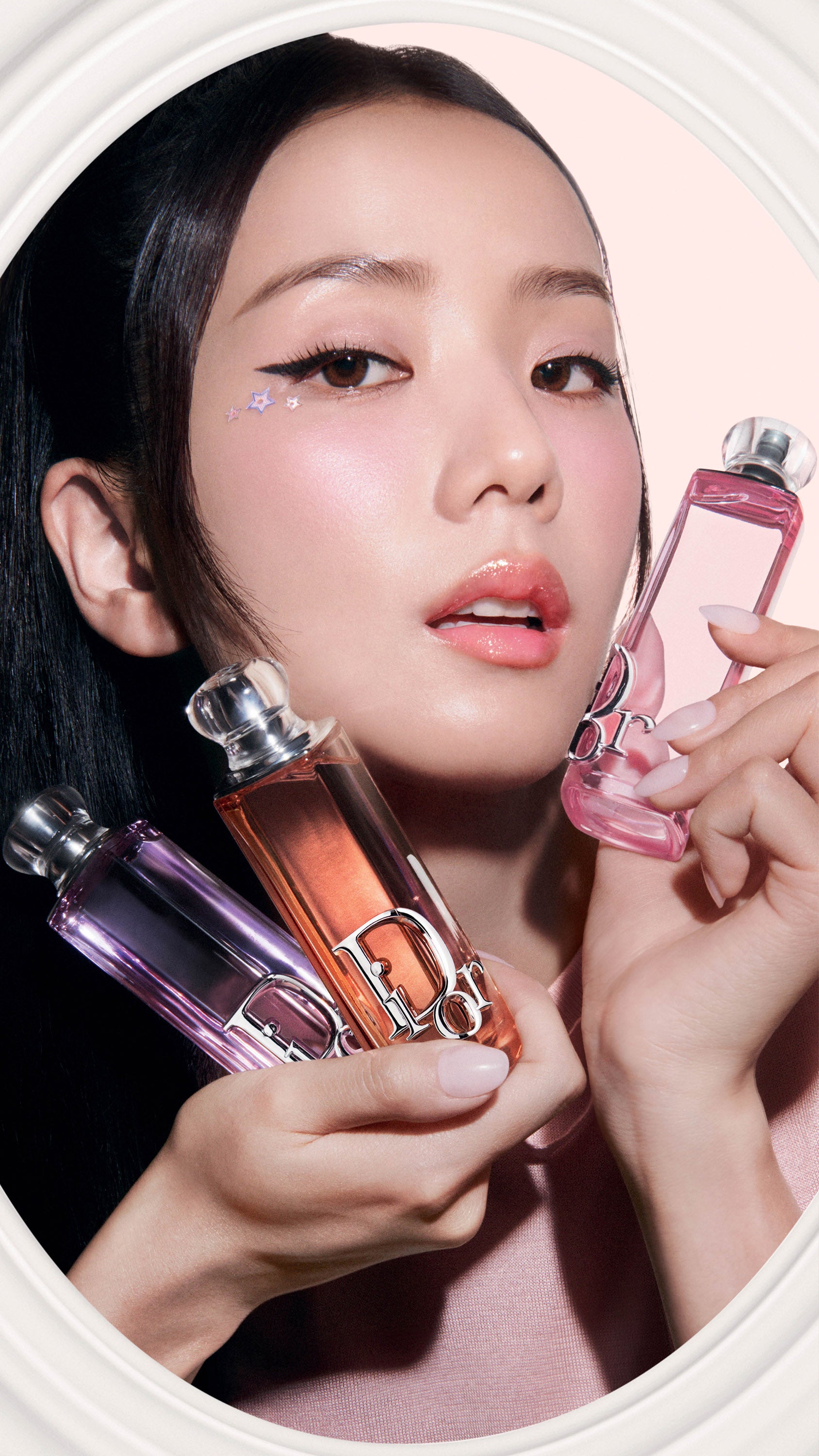 ADDICT_BATCH1_JISOO_TRIO_FRAG_1688x3000px_OVALE_V1_01.jpg