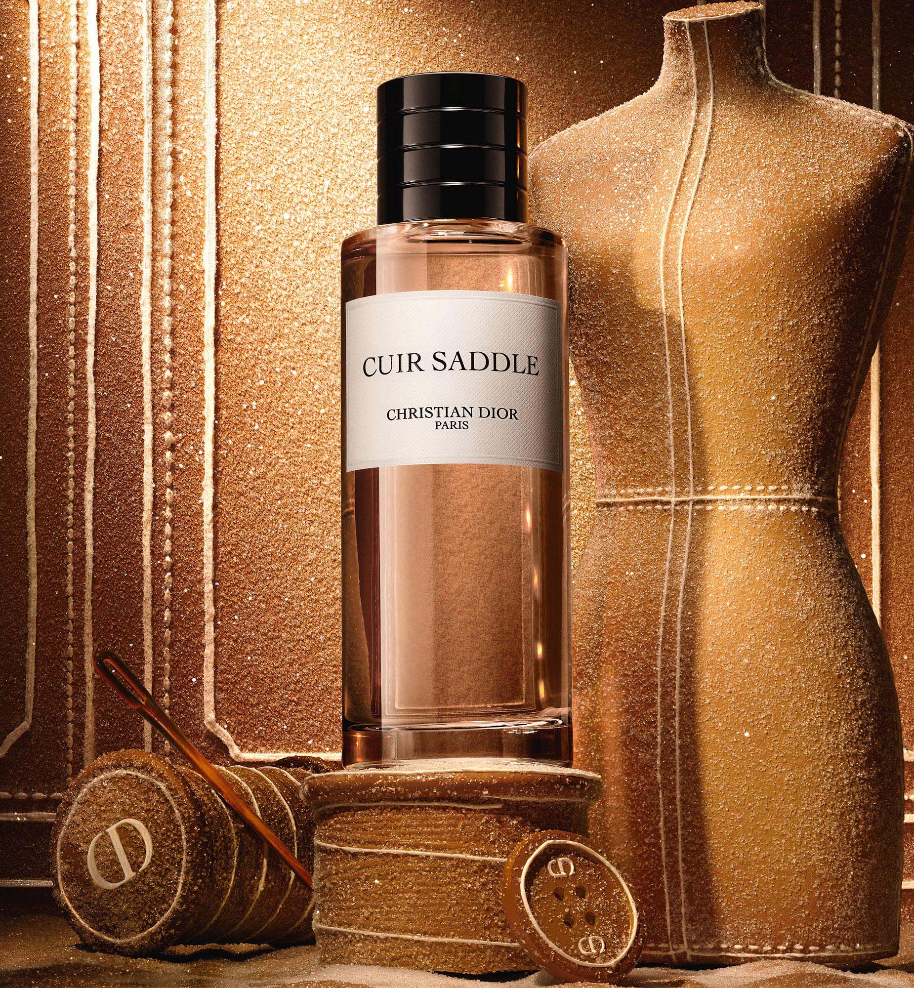 Cuir Saddle