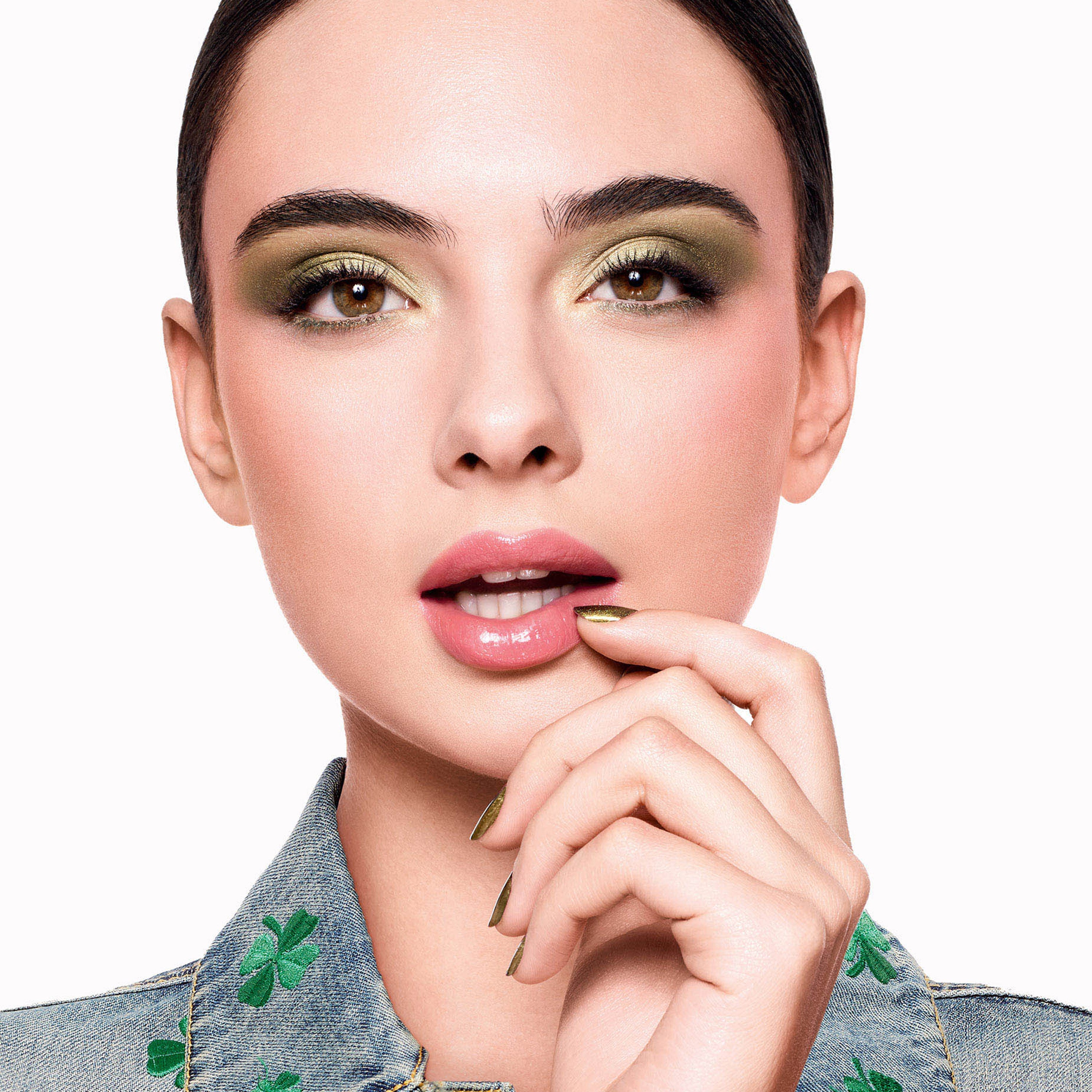 Fall26_LookBook_Deva-Green_3000x3000_fea42b35-c8e6-4e9e-bb3e-1a06ac417999.jpg