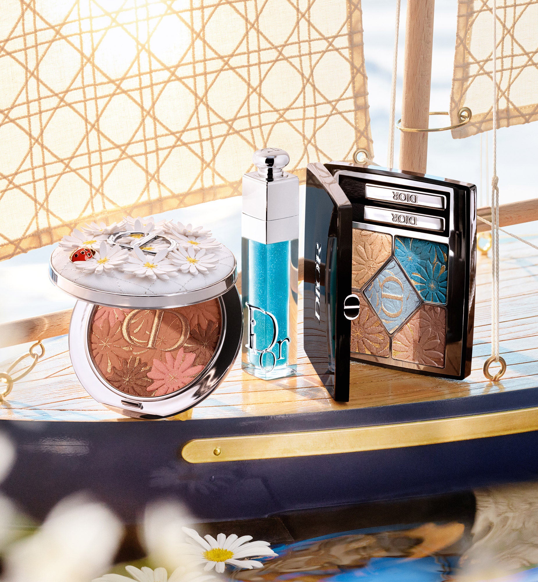 M228_SUMMER_LOOK_26_P04F_COLLECTION_BLUE_BRONZER_1850x2000_d2f981df-902b-4726-979f-2c272a10a765.jpg
