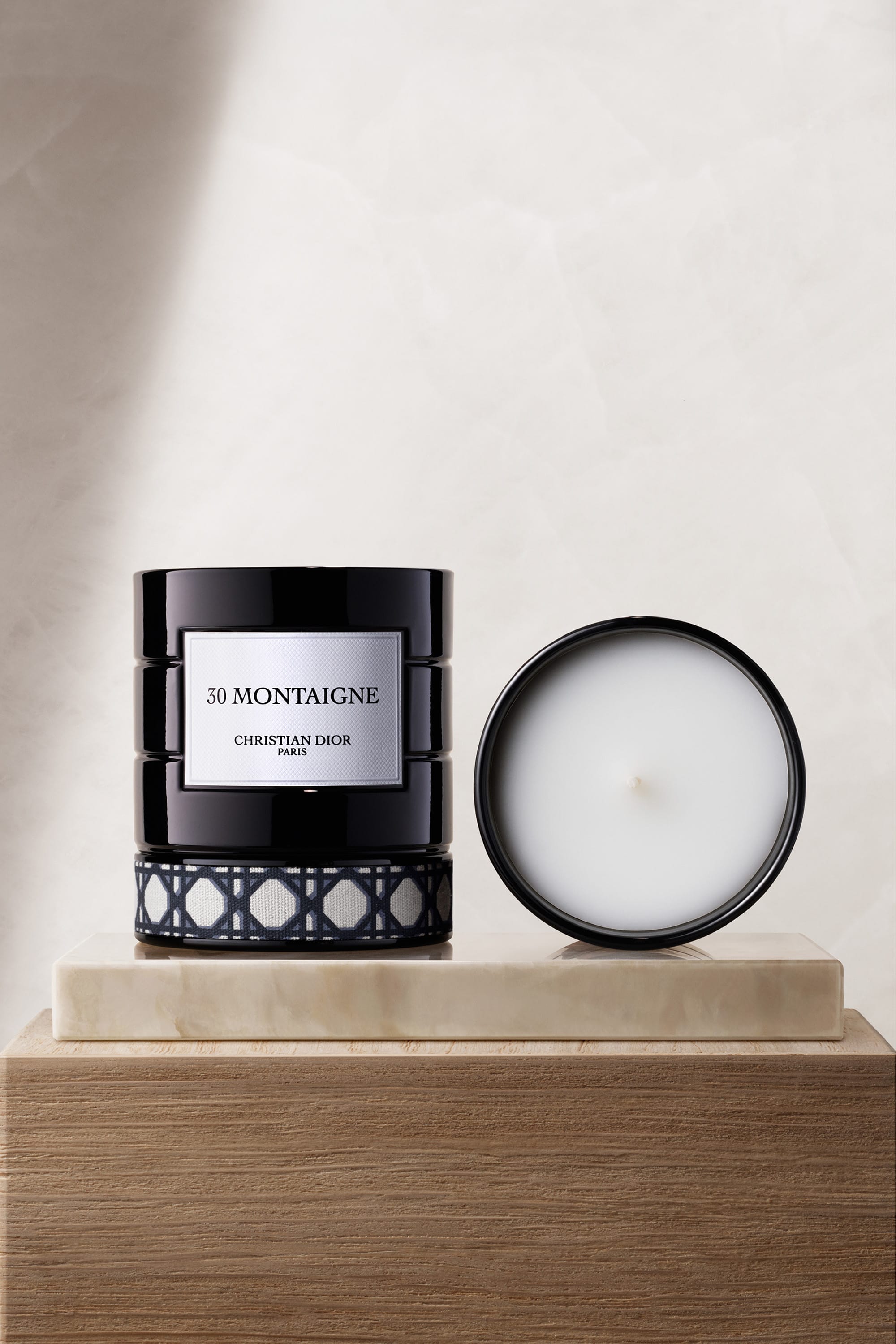 Candle Stand - מעמד מעוצב לנר