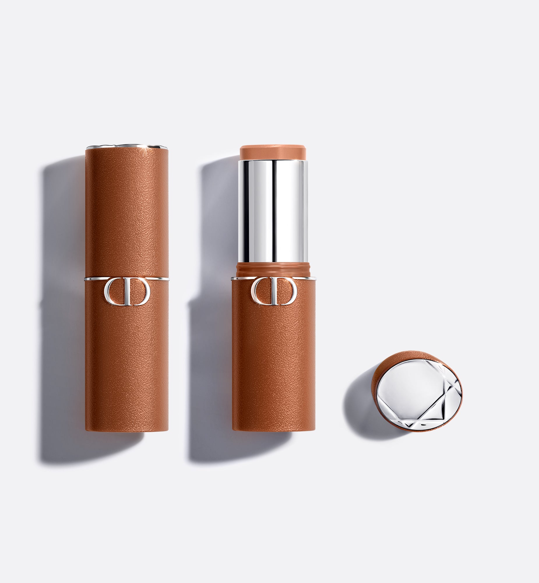 Dior Forever Skin Bronze - בלעדי לאתר - ברונזר סטיק במרקם באלם