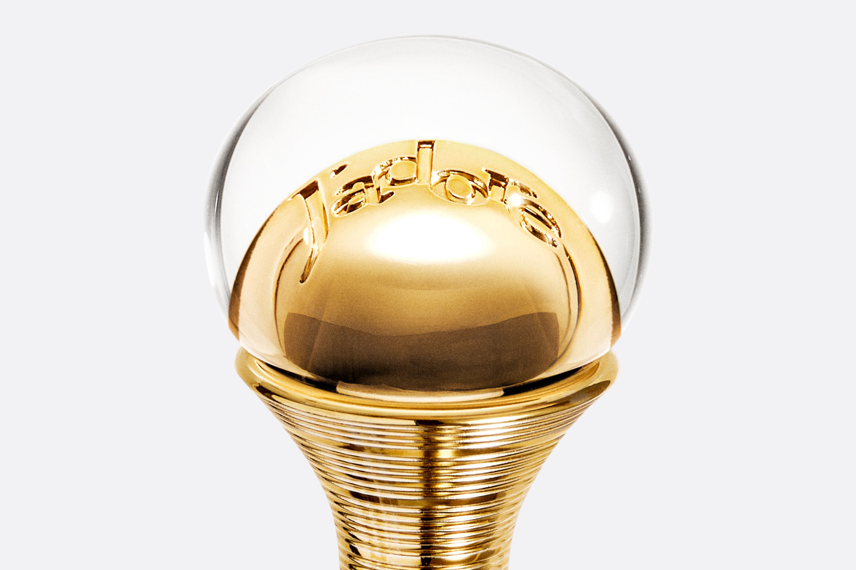 J'adore Intense - תווים פרחוניים ומתוקים