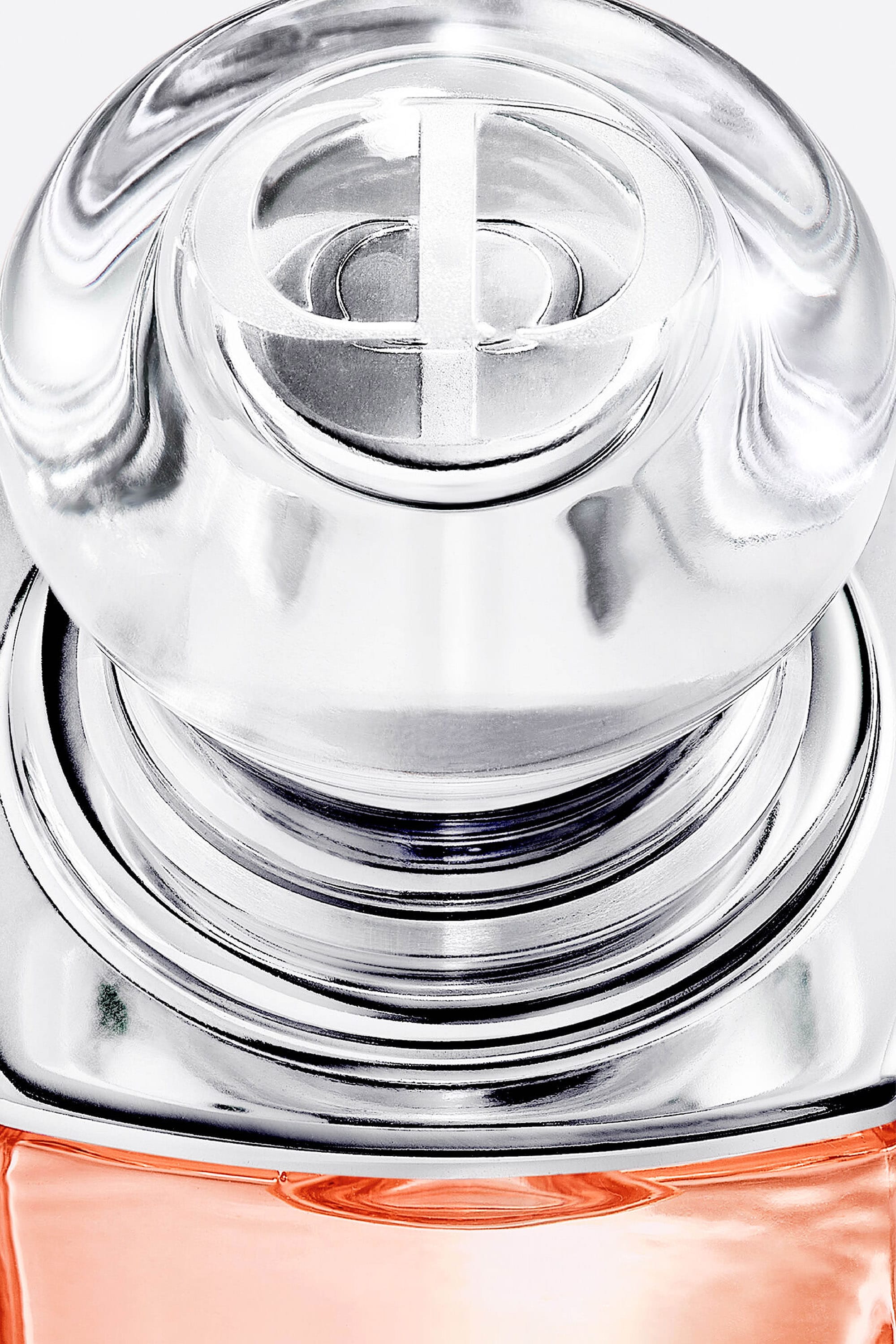 Dior Addict Peachy Glow -  בושם א.ד.פ בניחוחות יסמין ואפרסק