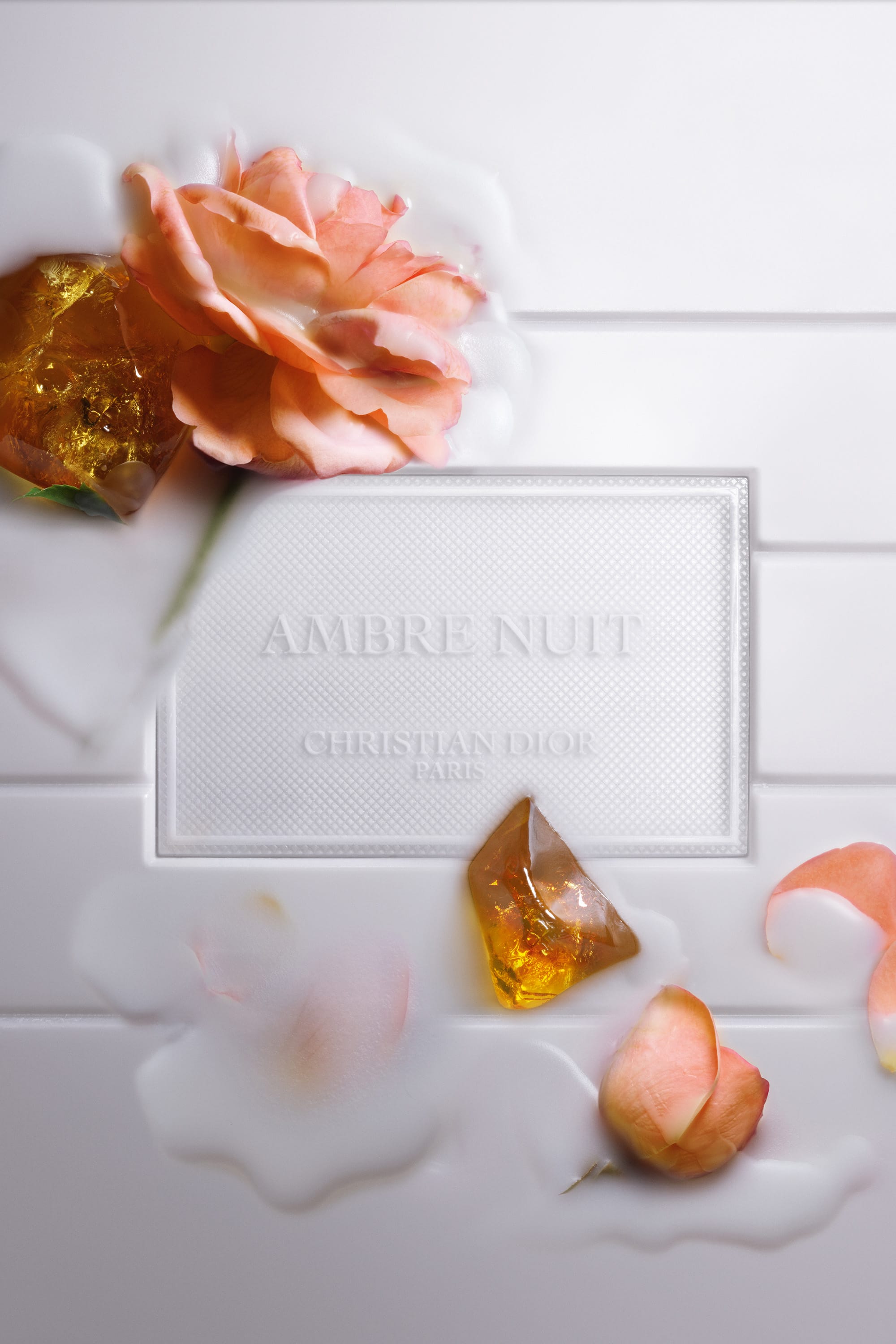 Ambre Nuit - נר מבושם