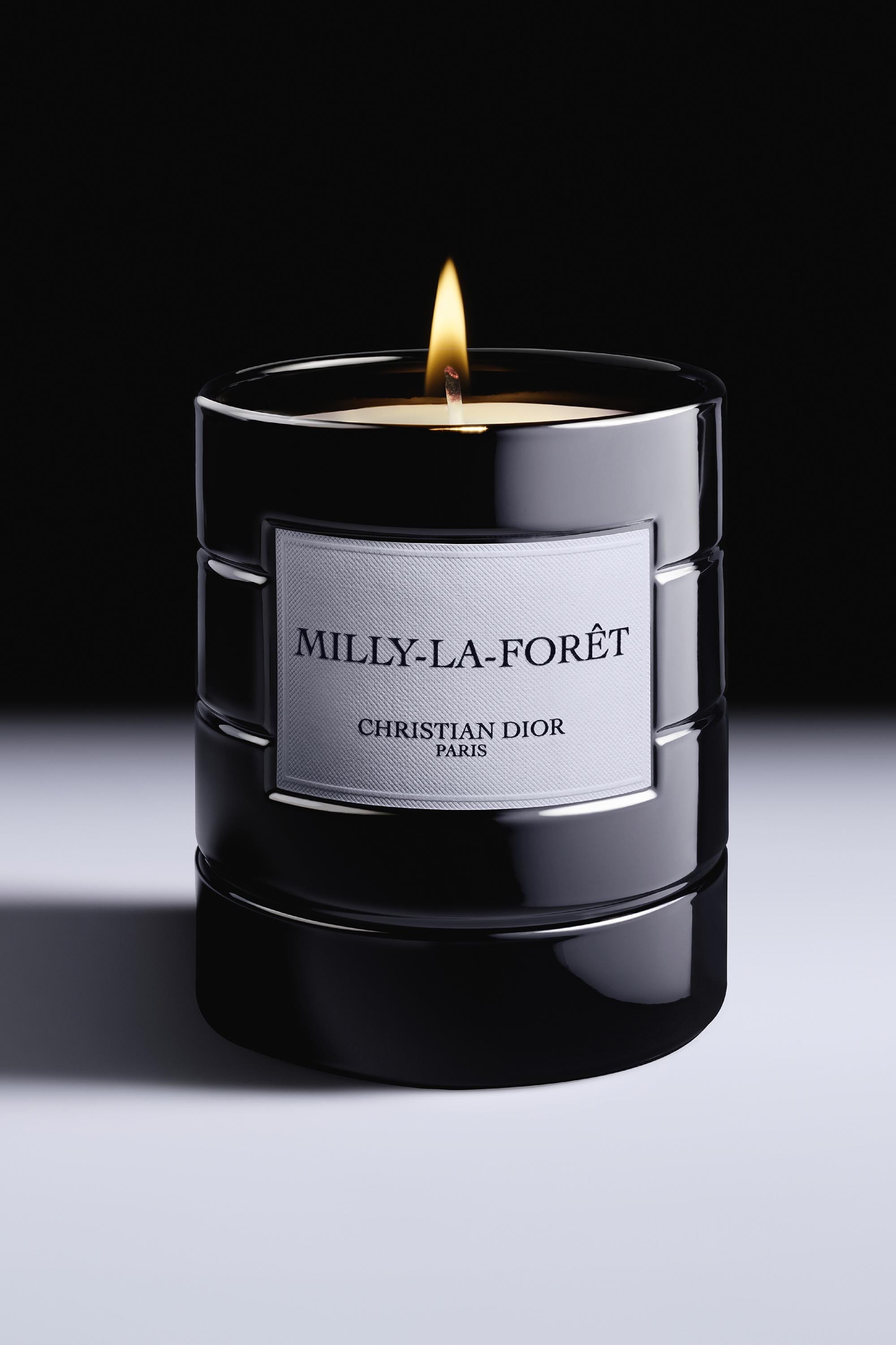 Milly-la-Forêt  - נר מבושם