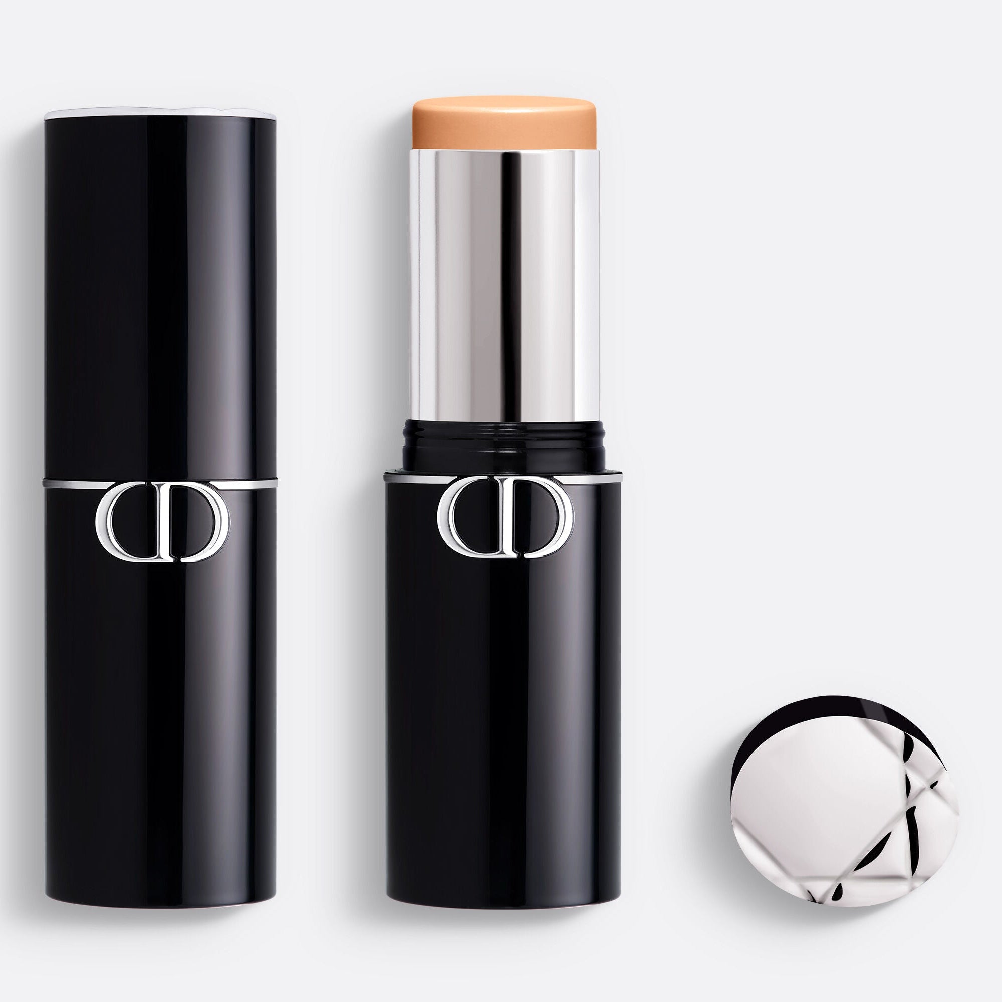 Dior Forever Skin Perfect - מייקאפ סטיק עמיד