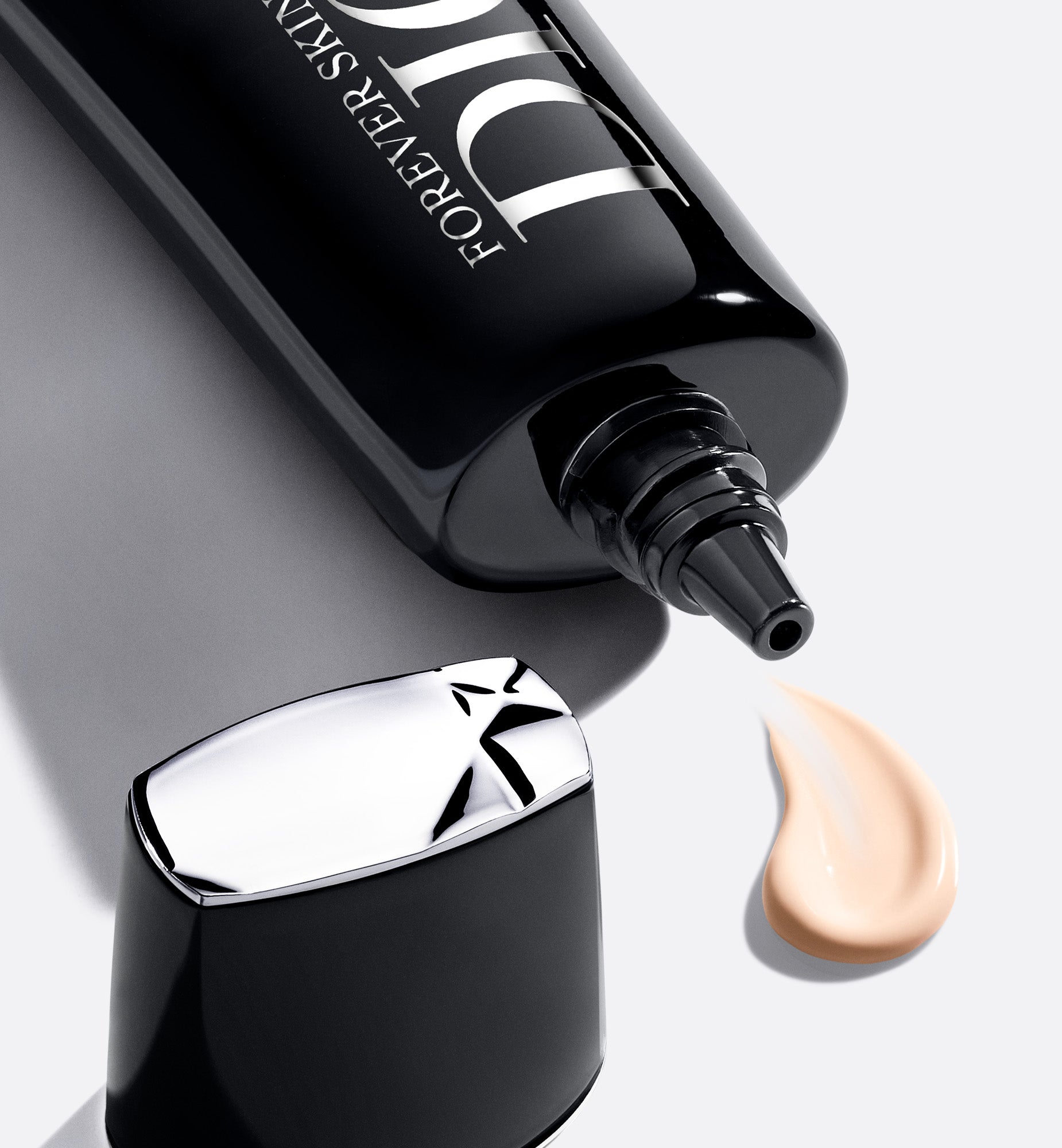 Dior Forever Skin Veil - פריימר בגימור זוהר