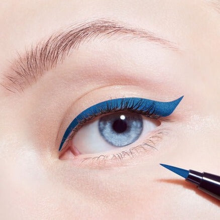 Diorshow On Stage Liner